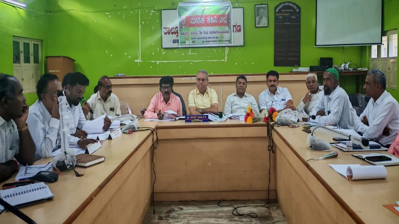 Vishwavani Report Impact: ಕೆಡಿಪಿ ಸಭೆಯಲ್ಲಿ ವಿಶ್ವವಾಣಿ ವರದಿ ಪ್ರಸ್ತಾಪ, ಅಧಿಕಾರಿಗಳ ಮೇಲೆ ಶಾಸಕರ ಸಿಟ್ಟು