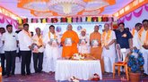 ವಿಶ್ವವಾಣಿ ವಿಶೇಷಾಂಕ ಬಿಡುಗಡೆ ಮಾಡಿದ ಪುರುಷೋತ್ತಮಾನಂದಪುರಿ ಸ್ವಾಮೀಜಿ