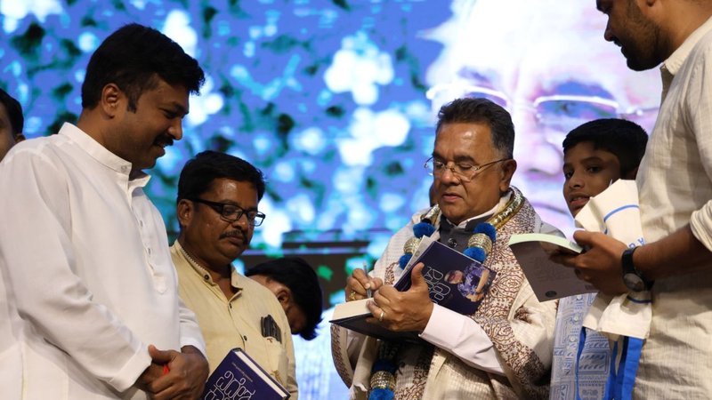 Vishweshwar Bhat (4)