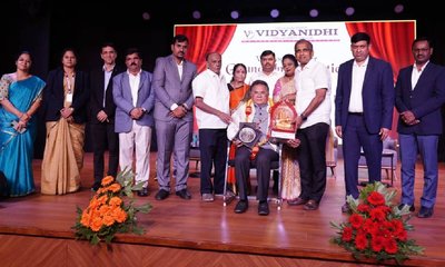 ವಿಪುಲ ಅವಕಾಶಗಳಿವೆ ಸದುಪಯೋಗಪಡಿಸಿಕೊಳ್ಳಿ: ವಿಶ್ವೇಶ್ವರ ಭಟ್‌