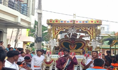 15ನೇ ವಾರ್ಷಿಕೋತ್ಸವ ಅಂಗವಾಗಿ ಶ್ರೀ ವರಸಿದ್ದಿ ವಿನಾಯಕನಿಗೆ ಬೆಳ್ಳಿ ರಥೋತ್ಸವ