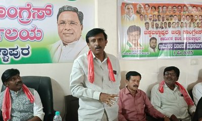 ರೈತರು ಮತ್ತು ಕಾರ್ಮಿಕರು ದೇಶದ ಬೆನ್ನೆಲುಬು
