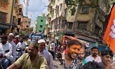 ಅಂತ್ಯಕ್ರಿಯೆಗೆ ದಾರಿ ಕೊಡಲು ವಿಜಯೋತ್ಸವ ನಿಲ್ಲಿಸಿದ ಬಿಜೆಪಿ ಕಾರ್ಯಕರ್ತರು