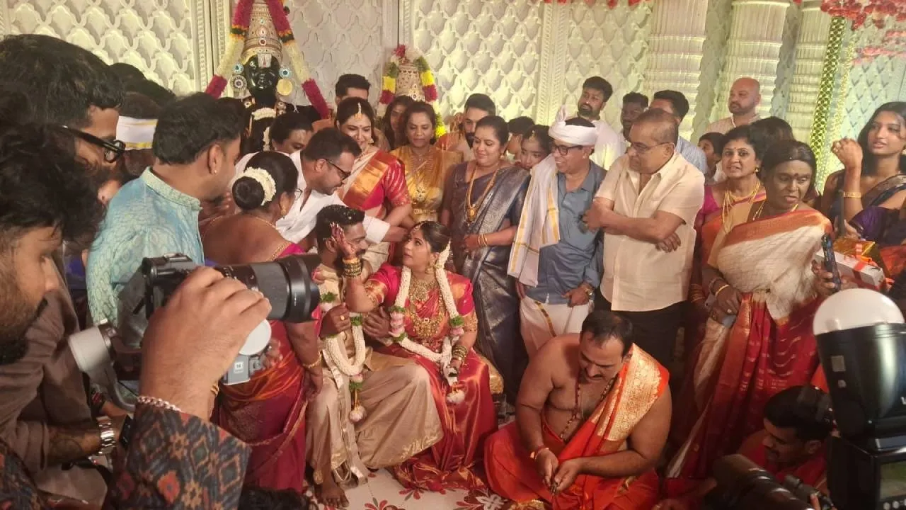 Anchor Anushree: ಅನುಶ್ರೀ ಮದುವೆಗೆ ಯಾರೆಲ್ಲ ಬಂದಿದ್ರು ಗೊತ್ತಾ? ಫೋಟೋ ನೋಡಿ - Image 4