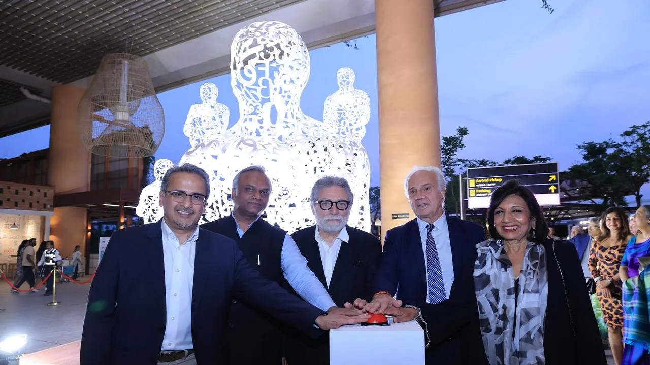 ಕೆಂಪೇಗೌಡ ಅಂತಾರಾಷ್ಟ್ರೀಯ ವಿಮಾನ ನಿಲ್ದಾಣದಲ್ಲಿ 'ಬೆಂಗಳೂರಿನ ಆತ್ಮ' ಶಿಲ್ಪ ಅನಾವರಣ, ಟರ್ಮಿನಲ್-2ರ ಸೌಂದರ್ಯಕ್ಕೆ ಹೊಸ ಮೆರುಗು