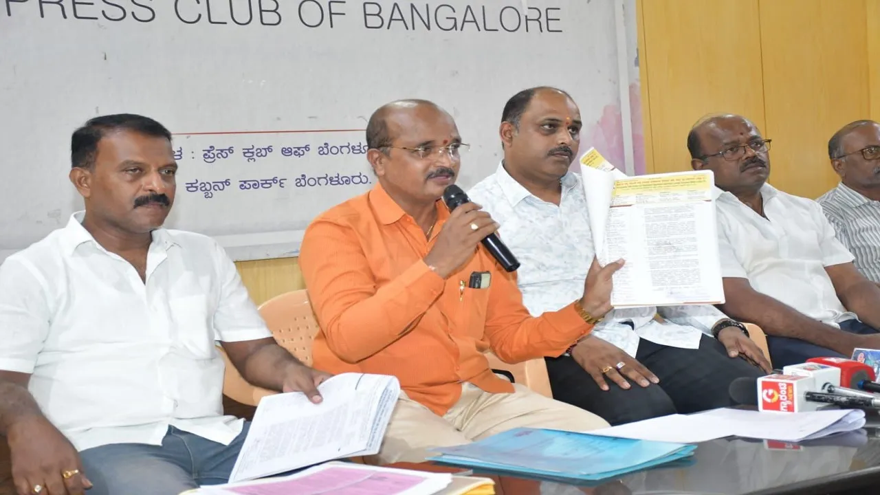 ಪೇಪರ್ ಲೆಸ್ ನೋಂದಣಿ ವ್ಯವಸ್ಥೆಯಿಂದ ಆಸ್ತಿ ಭದ್ರತೆ ಅಪಾಯದಲ್ಲಿ: ಆತಂಕ ವ್ಯಕ್ತಪಡಿಸಿದ ಪರವಾನಗಿ ಪಡೆದ ಪತ್ರ ಬರಹಗಾರರ ಒಕ್ಕೂಟ