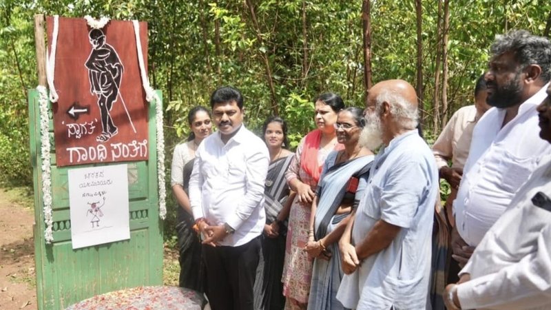 _Gandhi Sante (3)