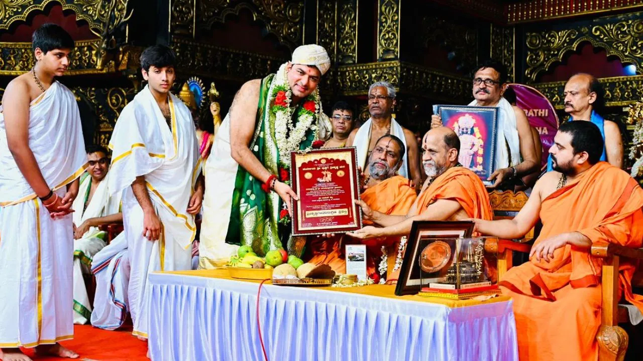 ಅಯೋಧ್ಯೆ ರಾಮಮಂದಿರ ವಿದ್ಯುದೀಕರಣಗೊಳಿಸಿದ ರಾಜೇಶ್‌ ಶೆಟ್ಟರಿಗೆ ಪುತ್ತಿಗೆ ಮಠದಿಂದ ಪ್ರಶಸ್ತಿ