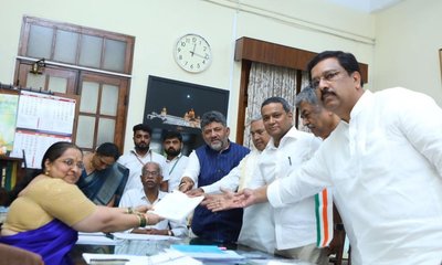 ರಾಜ್ಯಸಭೆ ಚುನಾವಣೆ; ಪವನ್ ಖೇರಾ, ಮನ್ಸೂರ್ ಅಲಿಖಾನ್ ನಾಮಪತ್ರ ಸಲ್ಲಿಕೆ