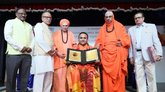 ಸದ್ಗುರು ಶ್ರೀ ಮಧುಸೂದನ ಸಾಯಿ ಅವರಿಗೆ 'ದಾಸೋಹ ರತ್ನ' ಪ್ರಶಸ್ತಿ ಪ್ರದಾನ