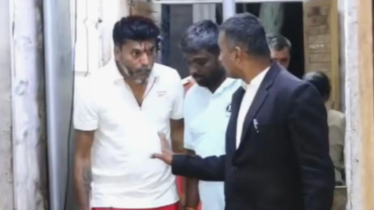 ಶಿವಂ ಅಸೋಸಿಯೇಟ್ಸ್ ವಂಚನೆ ಕೇಸ್‌; ಜೈಲಿನಿಂದ ರಿಲೀಸ್‌ ಆಗುತ್ತಲೇ ʼಓಂ ನಮಃ ಶಿವಾಯʼ ಎಂದ ನೀಲಣ್ಣವರ್‌!