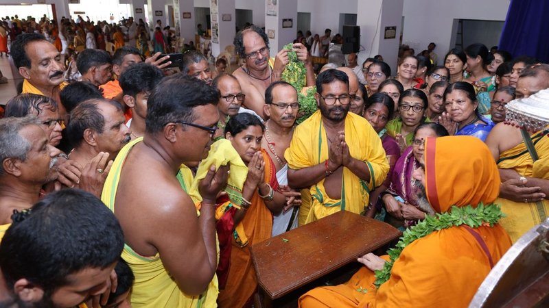_Sri Raghaveshwara Bharati Swamiji (1)