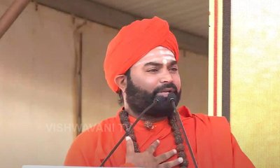 ದೇಶ ಇದ್ರೆ ಮಾತ್ರ ಮಠ, ಪೀಠ, ದೇವಸ್ಥಾನಗಳು: ವಚನಾನಂದ ಸ್ವಾಮೀಜಿ