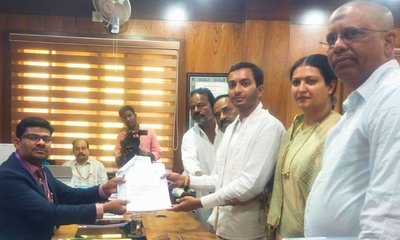 ಟಿಕೆಟ್‌ ಘೋಷಣೆಗೂ ಮುನ್ನವೇ ಸಮರ್ಥ್‌ ಶಾಮನೂರು ನಾಮಪತ್ರ ಸಲ್ಲಿಕೆ!