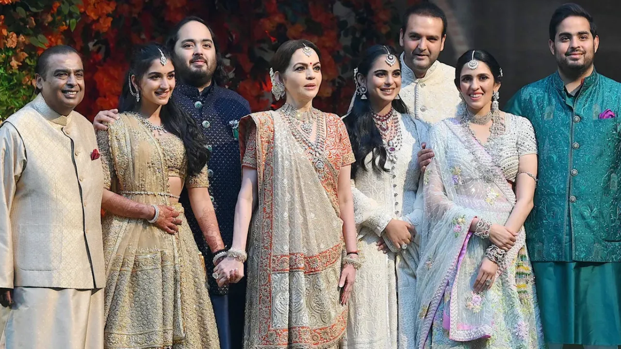 Mukesh Ambani: ಮುಖೇಶ್ ಅಂಬಾನಿ ಬಗ್ಗೆ ಮೆಹೆಂದಿ ಆರ್ಟಿಸ್ಟ್‌ ಹೇಳಿದ್ದೇನು ಗೊತ್ತಾ? - Image 8