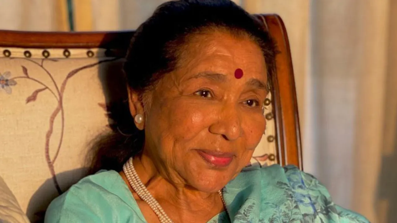 ಜೆನ್ ಝಿ ತಲೆಮಾರನ್ನೂ ಸೆಳೆಯುವ ಆಶಾ ಭೋಸ್ಲೆ ಹಾಡಿರುವ  10 ಐಕಾನಿಕ್ ಹಾಡುಗಳು - Image 3