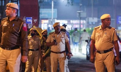 ದೆಹಲಿ ಸ್ಫೋಟ: ಮೌಲಾನಾ, ಶಿಕ್ಷಕನ ಬಂಧನ