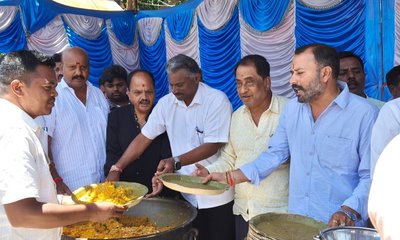 ಕೆ.ವಿ. ಮತ್ತು ಪಂಚಗಿರಿ ಶಿಕ್ಷಣ ದತ್ತಿಯಿಂದ ಉಚಿತ ಅನ್ನದಾನ