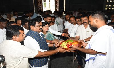 ಜೆಡಿಎಸ್‌ನಿಂದ 101 ಈಡುಗಾಯಿ ಹೊಡೆದು ದೇವರ ಮೊರೆ
