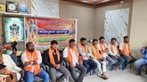 ಜಾತಿ ಬೇಧ ಮರೆತು ಸಮಾಜ ಒಗ್ಗಟ್ಟಾಗಬೇಕು