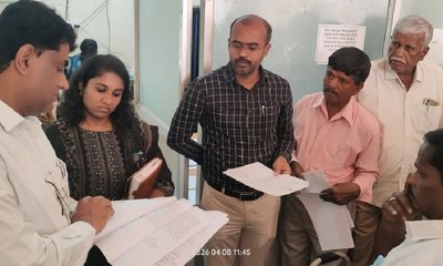 ಚಿಕ್ಕಬಳ್ಳಾಪುರ ತಾಲ್ಲೂಕು ಕಚೇರಿಗೆ ಜಿಲ್ಲಾಧಿಕಾರಿ ಜಿ.ಪ್ರಭು ಭೇಟಿ