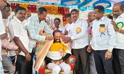 ಮೂವತ್ತು ವರ್ಷಗಳ ಬಳಿಕ ಸಮ್ಮಿಲನಗೊಂಡ ಗುರು–ಶಿಷ್ಯರ ಬಾಂಧವ್ಯ