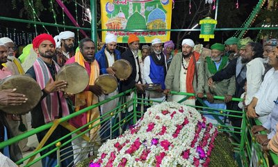 ಗೌಸ್ ಷಾ ಖಾದ್ರಿ ರವರ 21ನೇ ಗಂಧೋತ್ಸವ ಸಡಗರ ಸಂಭ್ರಮದಿಂದ ಆಚರಣೆ