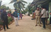 ಗಿಡಗಾನಹಳ್ಳಿ ಗ್ರಾಮದಲ್ಲಿ ಪತ್ನಿಯನ್ನು ಕೊಂದು ಗಂಡ ಪರಾರಿ