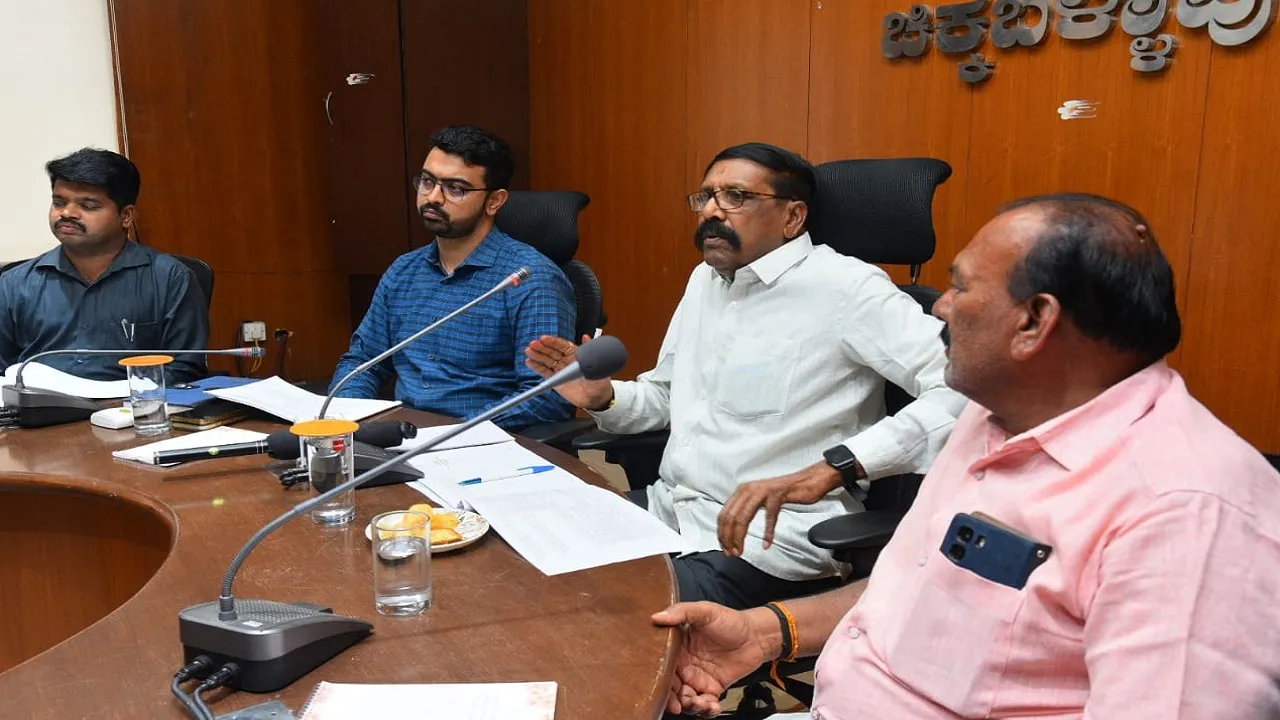 Five Guarantee Scheme: ರಾಜ್ಯದಲ್ಲಿ ಪಂಚ ಗ್ಯಾರೆಂಟಿ ಯೋಜನೆಗಳನ್ನು ನಿಲ್ಲಿಸುವ ಮಾತೇಯಿಲ್ಲ : ಗ್ಯಾರೆಂಟಿ ಅನುಷ್ಠಾನ ಸಮಿತಿ ಜಿಲ್ಲಾಧ್ಯಕ್ಷ ಯಲುವಹಳ್ಳಿ ಎನ್ ರಮೇಶ್