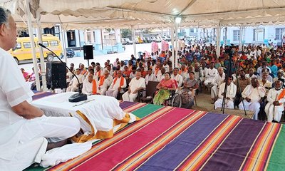 ಸತ್ಯದ ಅನುಭವ ಬೋಧಿಸಿರುವ ಸಂತರ ಮಾರ್ಗ ಸಾಧನೆಗೆ ಸೋಪಾನ