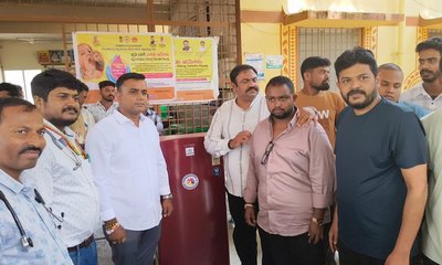 ಆರೋಗ್ಯ ಕೇಂದ್ರಕ್ಕೆ ಜಯ ಫೌಂಡೇಶನ್‌ನಿಂದ ಫ್ರಿಜ್, ಆಸನಗಳ ಕೊಡುಗೆ