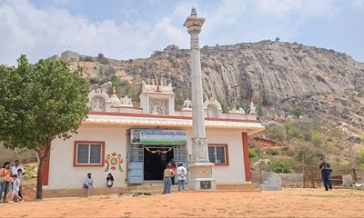 ದುರ್ಗಾಬೆಟ್ಟದಲ್ಲಿ ದುಷ್ಟಸಂಹಾರ ವೀರಾಂಜನೇಯಸ್ವಾಮಿ ಬ್ರಹ್ಮರಥೋತ್ಸವ