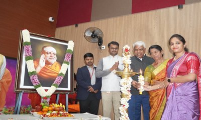 ಮಹಿಳೆಯರು ಸಬಲೆಯರು ಎಂದು ದೃಢಪಡಿಸಿ ಮುಂದೆ ಸಾಗಬೇಕಿದೆ