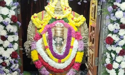 ಶ್ರೀ ನಗರೇಶ್ವರ ಸ್ವಾಮಿ ದೇವಾಲಯದಲ್ಲಿ ಲಕ್ಷ ದೀಪೋತ್ಸವ