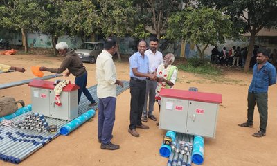 ಜನ ಫಲಾನುಭವಿ ರೈತರಿಗೆ ಪಂಪ್ ಮೋಟರುಗಳ ವಿತರಣೆ