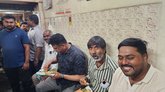 ಸಾಮಾನ್ಯರಂತೆ ಹೋಟೆಲ್‌ನಲ್ಲಿ ಕುಳಿತು ದೋಸೆ ಸವಿದ ಸಚಿವ !