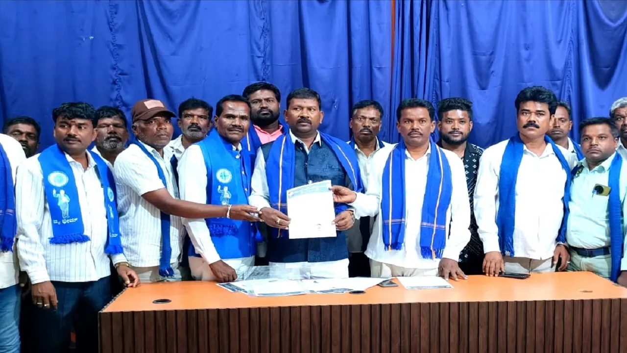 Chikkaballapur News: ಚಿಕ್ಕಬಳ್ಳಾಪುರ, ಕೋಲಾರ ಹಾಗೂ ಬೆಂಗಳೂರು ಗ್ರಾಮಾಂತರ ಜಿಲ್ಲೆಗಳ ಜವಾಬ್ದಾರಿ ಹಂಚಿಕೆ: ಕದಸಂಸ ರಾಜ್ಯ ವಿಭಾಗೀಯ ಸಂಚಾಲಕರಾಗಿ ಜಿ.ಎನ್. ಸುರೇಶ್ ನೇಮಕ