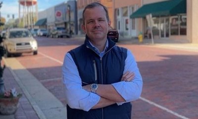 ಕಂಪೆನಿ ಮಾರಿ ಉದ್ಯೋಗಿಗಳಿಗೆ ಬೋನಸ್ ಕೊಟ್ಟ ಅಮೆರಿಕನ್ ಸಿಇಒ