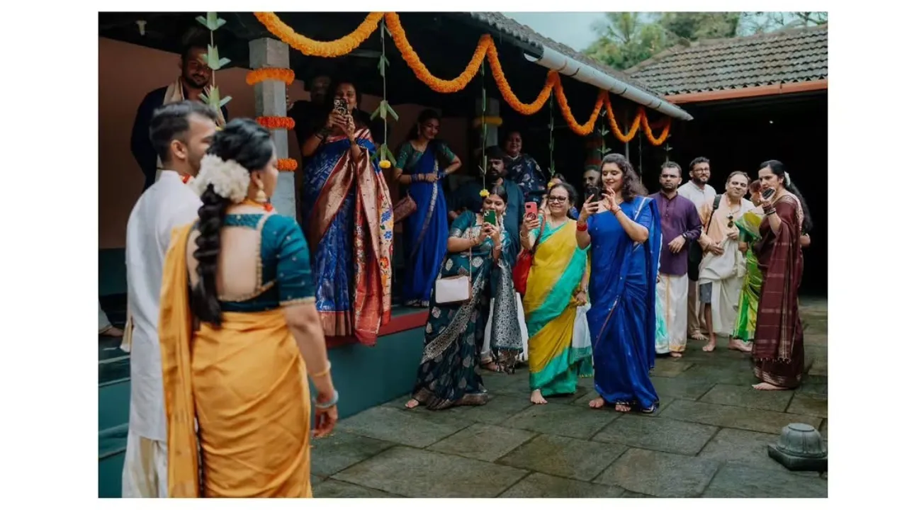 Photos: ಸದ್ದಿಲ್ಲದೇ ಕರಾವಳಿ ಸಂಪ್ರದಾಯದಂತೆ ದಾಂಪತ್ಯ ಜೀವನಕ್ಕೆ ಕಾಲಿಟ್ಟ ʻಜೋಡಿ ಹಕ್ಕಿʼ ಸೀರಿಯಲ್‌ ಖ್ಯಾತಿಯ ಚೈತ್ರಾ ರಾವ್‌ - Image 5