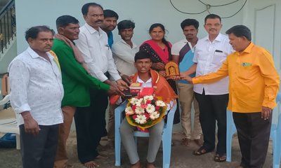 ಪ್ರತಿಭಾವಂತ ವಿದ್ಯಾರ್ಥಿ ನಿತಿನ್ ಕುಮಾರ್, ಪೋಷಕರಿಗೆ ಗೌರವಿಸಿ ಸನ್ಮಾನ