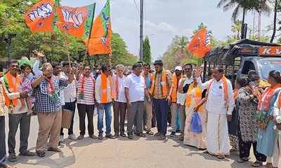 ದೇಶಾದ್ಯಂತ ಹಬ್ಬಿದ ಕೇಸರಿ ಅಲೆ:ಚಿಂತಾಮಣಿಯಲ್ಲಿ ವಿಜಯೋತ್ಸವದ ಮೆರುಗು