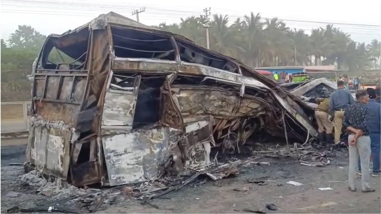 Chitradurga Bus Accident: ಬಸ್‌ ಬೆಂಕಿಗೆ 9 ಬಲಿ, ಸುಟ್ಟುಹೋದವರ ಗುರುತು ಪತ್ತೆಯೇ ಸವಾಲು!