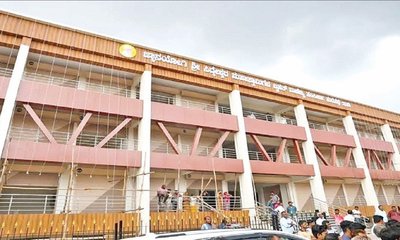 ಇಂಡಿಯಲ್ಲಿ ಮೆಗಾ ಮಾರುಕಟ್ಟೆಗೆ ಹಿಡಿದ ಗ್ರಹಣ