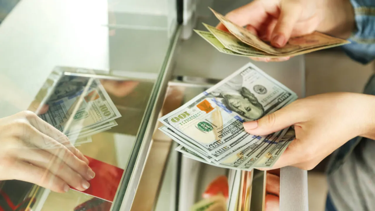 ಈ 10 ವಹಿವಾಟುಗಳಿಗೆ ಪ್ಯಾನ್ ಕಾರ್ಡ್ ಕಡ್ಡಾಯ - Image 7