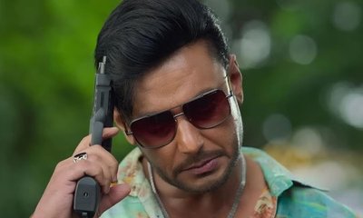 ‘ಡೆವಿಲ್’ಅಬ್ಬರ! ಮೊದಲ ದಿನ ಸಿನಿಮಾ ಕಲೆಕ್ಷನ್ ಮಾಡಿದ್ದೆಷ್ಟು ಗೊತ್ತಾ?