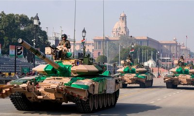 ರಕ್ಷಣಾ ಬಜೆಟ್ 50,000 ಕೋಟಿ ರೂ. ಗೆ ಹೆಚ್ಚಳ?