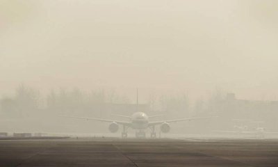 ದಟ್ಟ ಹೊಗೆ- ಮಂಜು, ದಿಲ್ಲಿಯಲ್ಲಿ 61 ವಿಮಾನ ರದ್ದು, 400 ವಿಮಾನ ವಿಳಂಬ