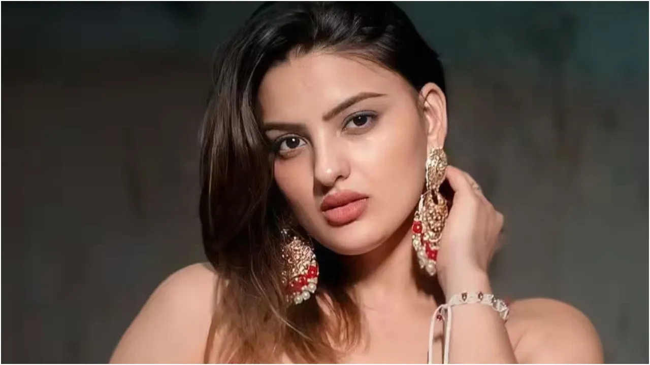 ಮನೆಯಲ್ಲೇ ಕುಸಿದುಬಿದ್ದು ಪ್ರಾಣ ಬಿಟ್ಟ 29 ವರ್ಷದ ಖ್ಯಾತ ನಟಿ ದಿವ್ಯಾಂಕಾ; 2 ವರ್ಷದ ಹಿಂದಿನ ಪೋಸ್ಟ್‌ ಈಗ ವೈರಲ್‌ ಆಗಿದ್ದೇಕೆ?