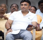 "ಮಾನಸಿಕ ಆಸ್ಪತ್ರೆಯಲ್ಲಿ ಇರಬೇಕಾದವರು ಶಾಸಕರಾಗಿರುವುದು ಕ್ಷೇತ್ರದ ದುರಂತ"