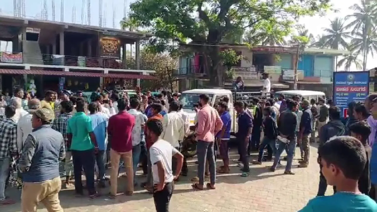 Elephant Attack: ಕಾಡಾನೆ ದಾಳಿಗೆ ಮತ್ತೊಂದು ಜೀವ ಬಲಿ, ರೊಚ್ಚಿಗೆದ್ದ ಜನರಿಂದ ಪ್ರತಿಭಟನೆ, ಲಾಠಿಚಾರ್ಜ್